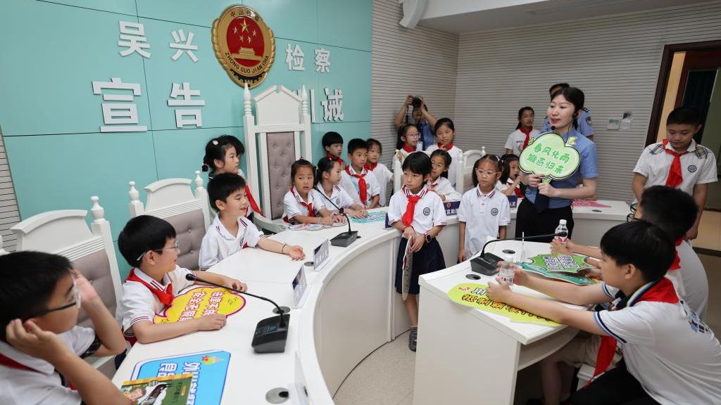 事关你我平安！中央政法工作会议作出重...