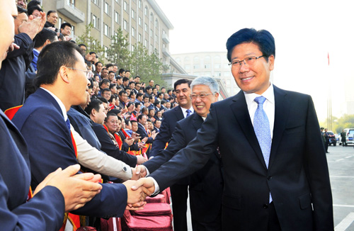 自治区第十六次民政会议召开