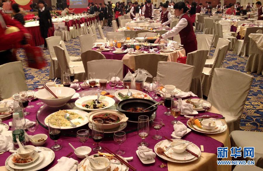 （新华视点·图片版）（6）刺眼的“剩”宴——新华社记者酒楼餐厅暗访记
