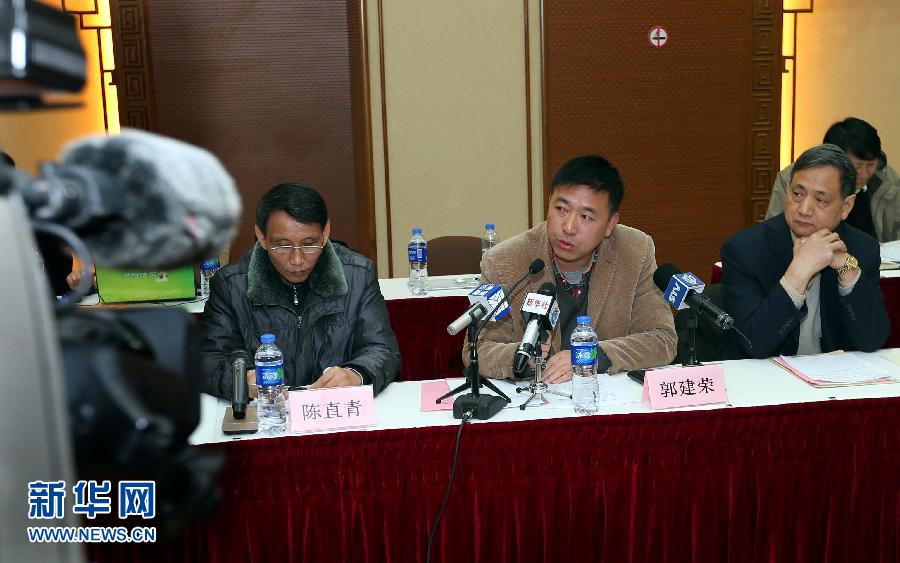 （社会）（2）上海对“非机动车可否搭载成年人”举行听证　