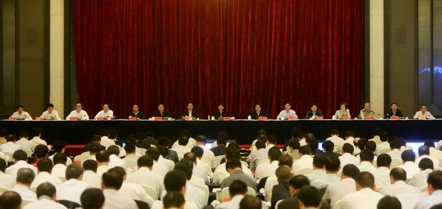 孟建柱:积极适应小康社会新要求和人民群众新期待 在更高起点上全面推进平安中国建设