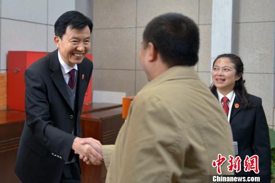 云南省高院邀各界人士支招司法公开建设