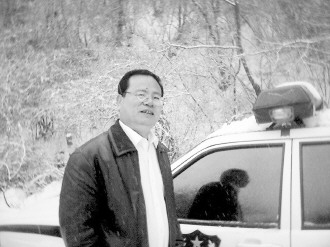 刘宝奇：装有“电子眼”的生死把关人
