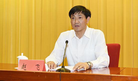 赵飞为全市政法系统党员干警作专题党课辅导