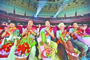 大力推进公民道德建设不断提升社会文明程度