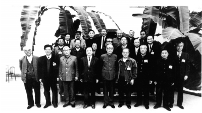 发挥余热的大舞台 法院发展的智囊团