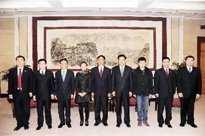 高检院开表彰大会追授刘宝奇模范检察官称号