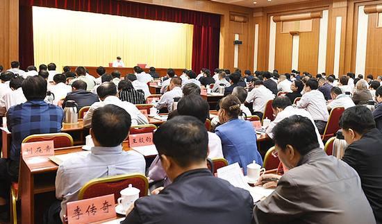 赵飞为天津市政法系统党员干警作专题党课辅导