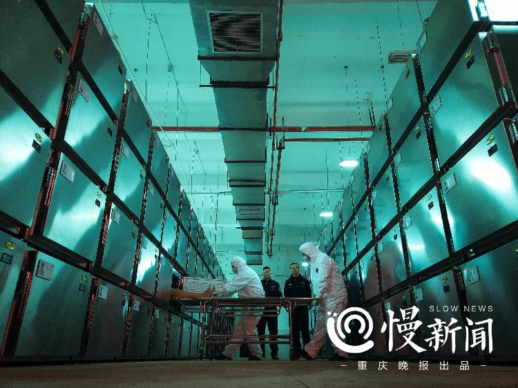 巩强（左）和王小伟（右）生活中也是一对好兄弟_副本.jpg